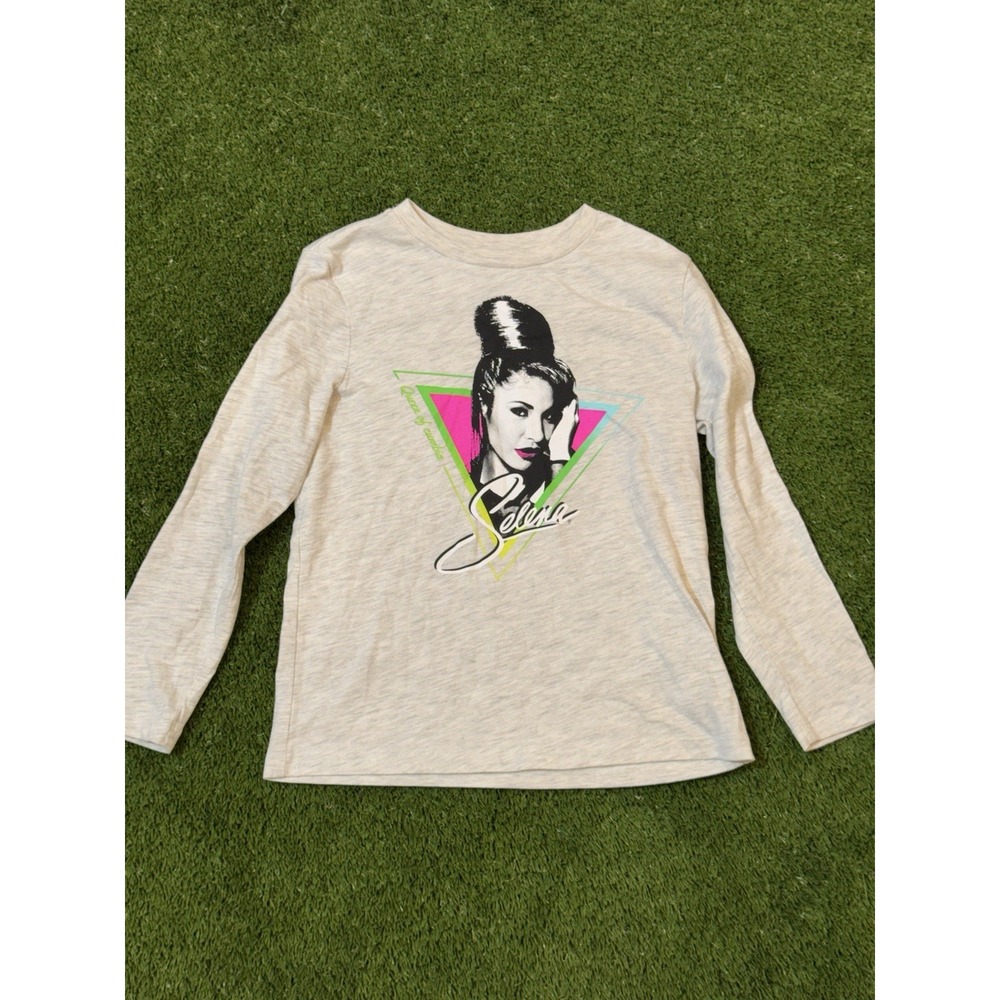 Selena Quintanilla Kids Girls Medium Long Sleeve Gray Graphic Shirt Como La Flor